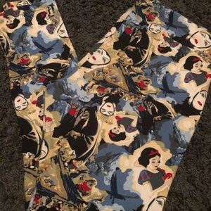 LuLaroe Snow White leggings
